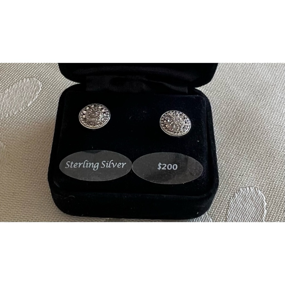 NEW-R.H. MACY &CO-WHIT 1/10 CTTW Sterling Silver Bridge Diamond SS Stud Earrings